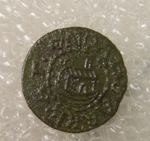 Copper alloy token with image of Noah's Ark