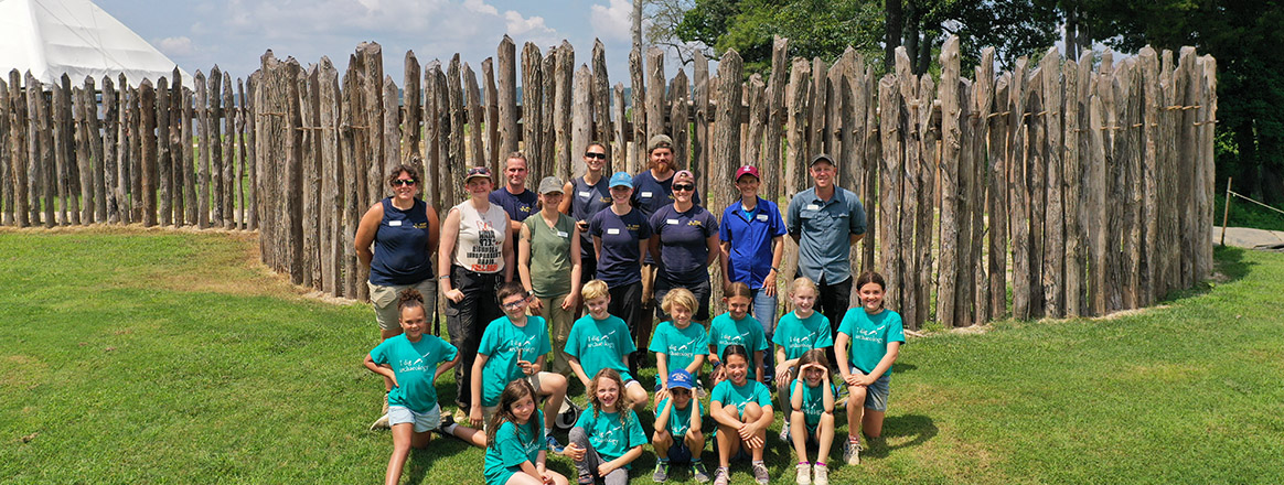 2023 week 1 Kids Camp attendees and archaeology staff