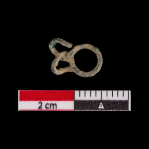 Single loop with twisted and looped ends clothing eye (copper alloy)