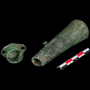 A copper alloy bandolier bottle and cap