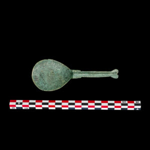 Spoon with heart terminal