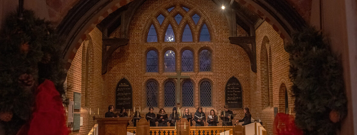 At Christmas be Mery