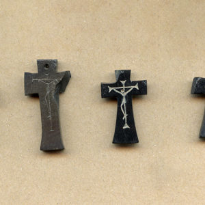 Jet crucifixes in the Jamestown Rediscovery collection